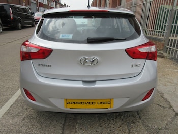 Used Hyundai i30 2013 for sale - 78736879: Photo