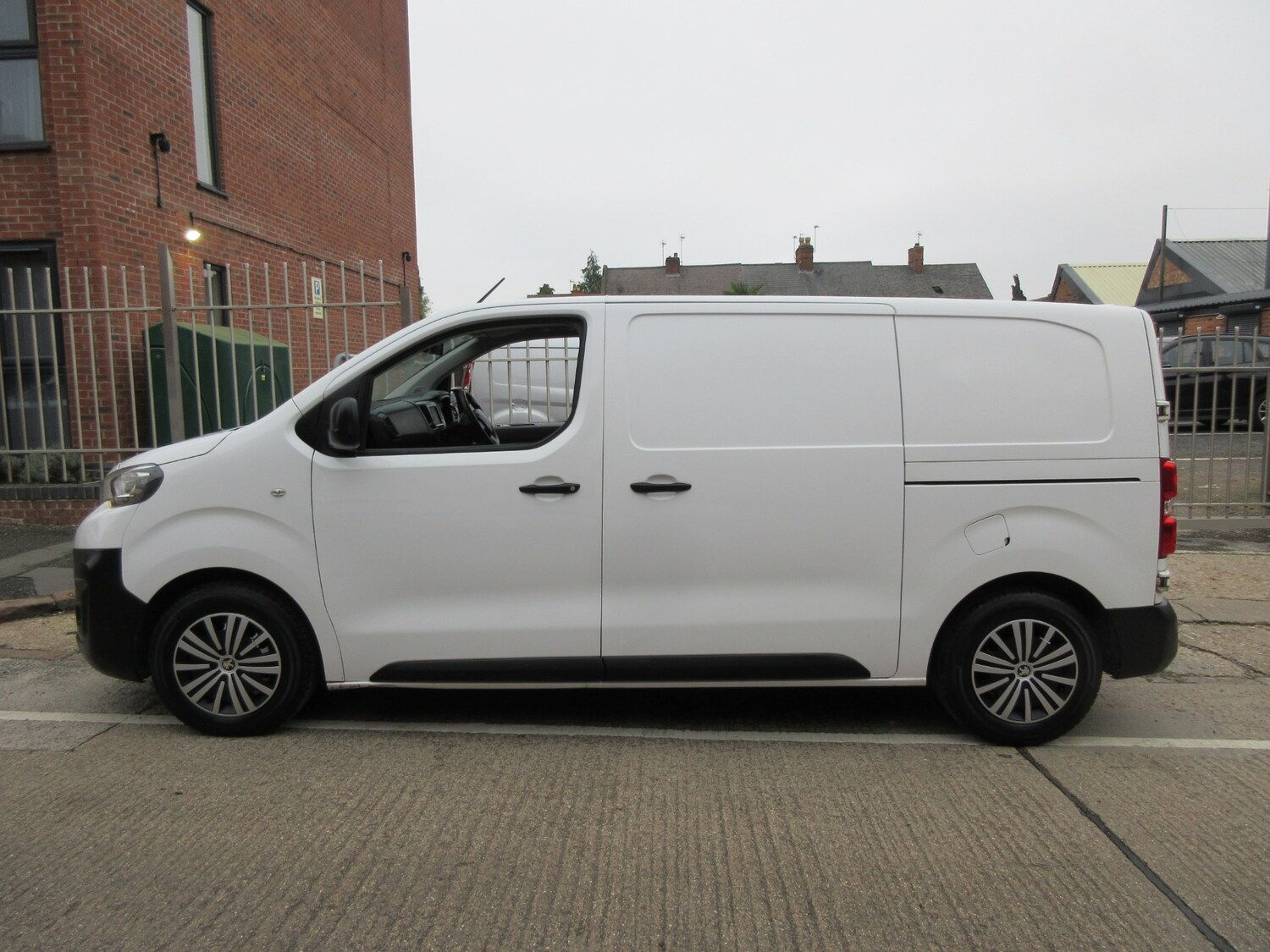 Used Peugeot Expert 2019 for sale - 76264465: Photo 3