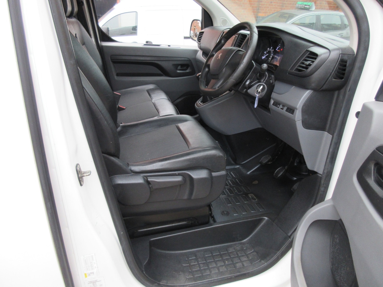 Used Peugeot Expert 2019 for sale - 76264465: Photo 9
