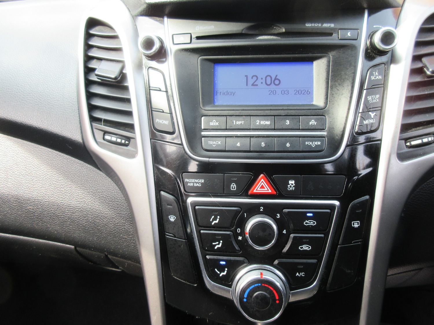 Used Hyundai i30 2014 for sale - 77968074: Photo 11