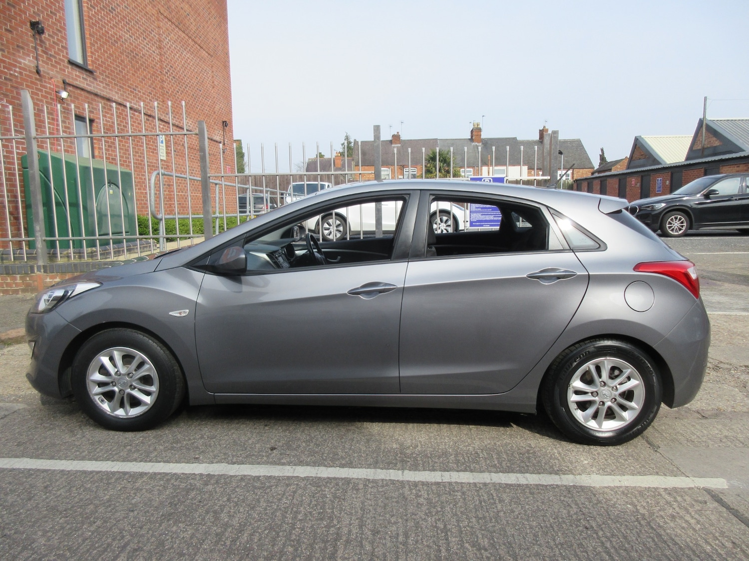 Used Hyundai i30 2014 for sale - 77968074: Photo 3