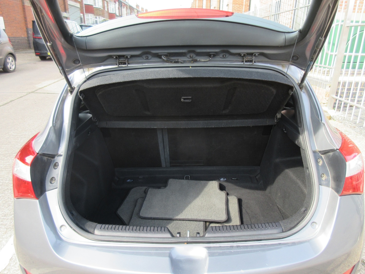 Used Hyundai i30 2014 for sale - 77968074: Photo 5