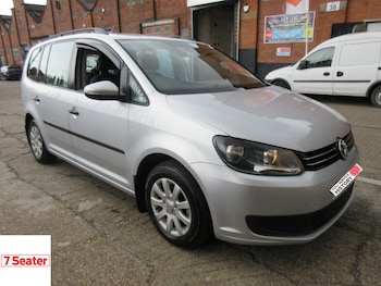 Used Volkswagen Touran 2011 for sale - 78180439: Photo