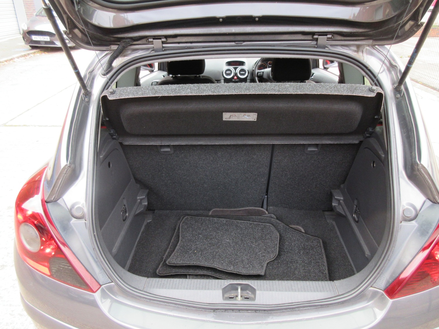 Used Vauxhall Corsa 2012 for sale - 76505578: Photo 5