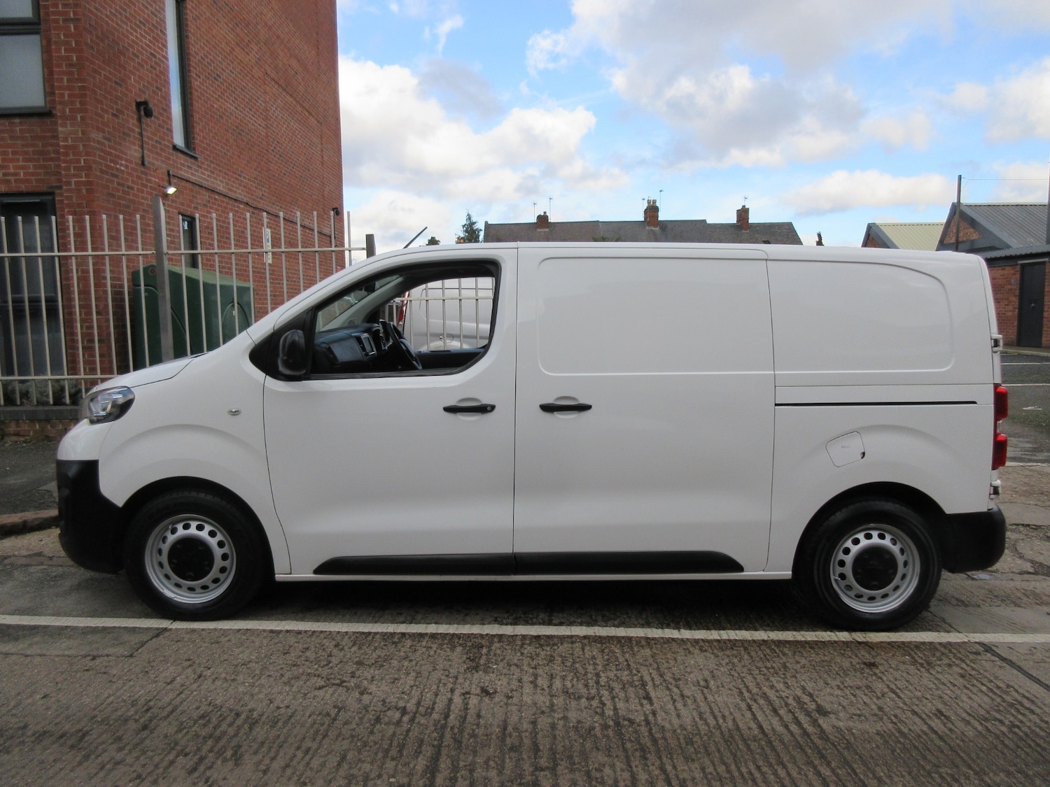 Used Peugeot Expert 2020 for sale - 77233979: Photo 3