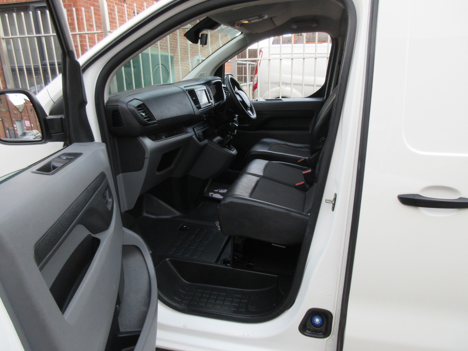 Used Peugeot Expert 2020 for sale - 77233979: Photo 8