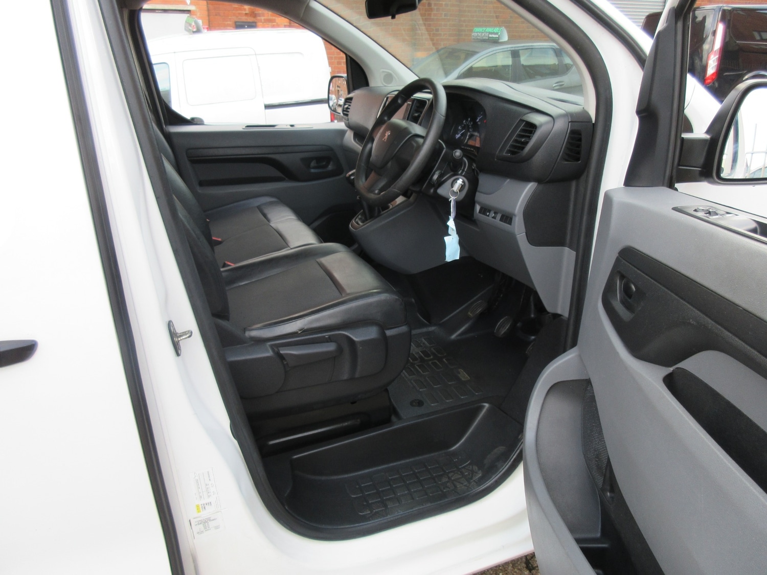 Used Peugeot Expert 2020 for sale - 77233979: Photo 9