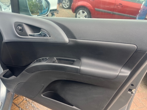 Used Vauxhall Meriva 2014 for sale - 75736140: Photo 8
