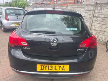 Used Vauxhall Astra 2013 for sale - 74692350: Photo