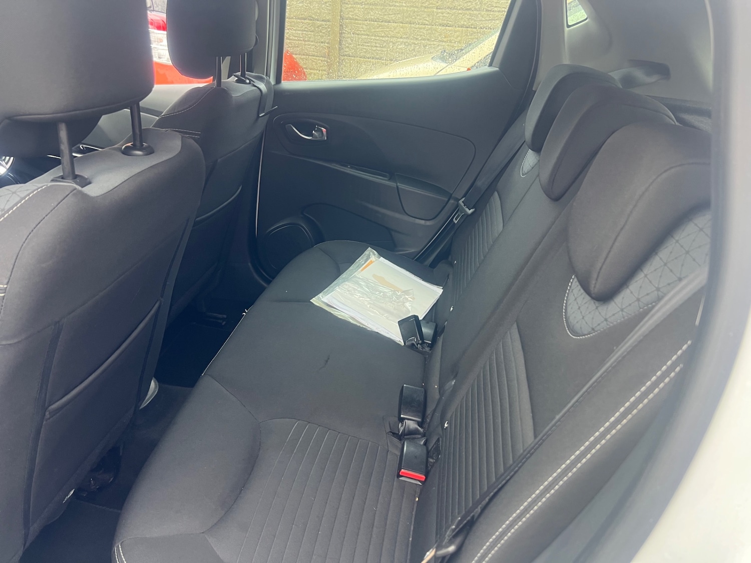 Used Renault Clio 2014 for sale - 75736279: Photo 11