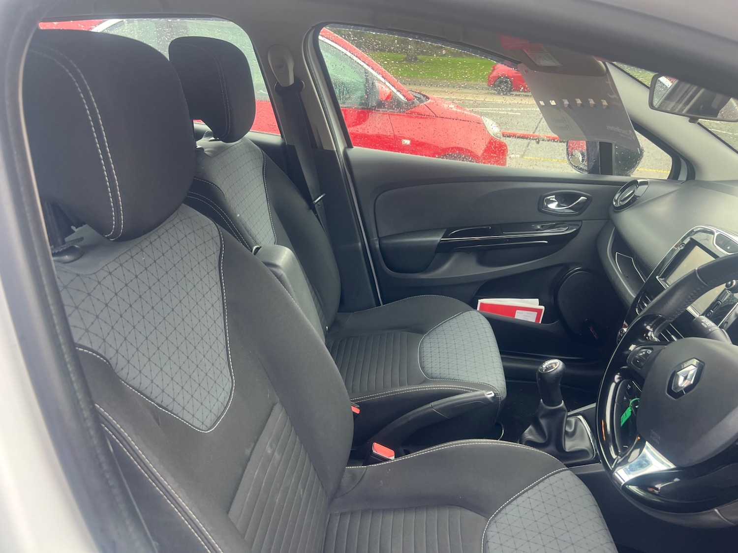 Used Renault Clio 2014 for sale - 75736279: Photo 13