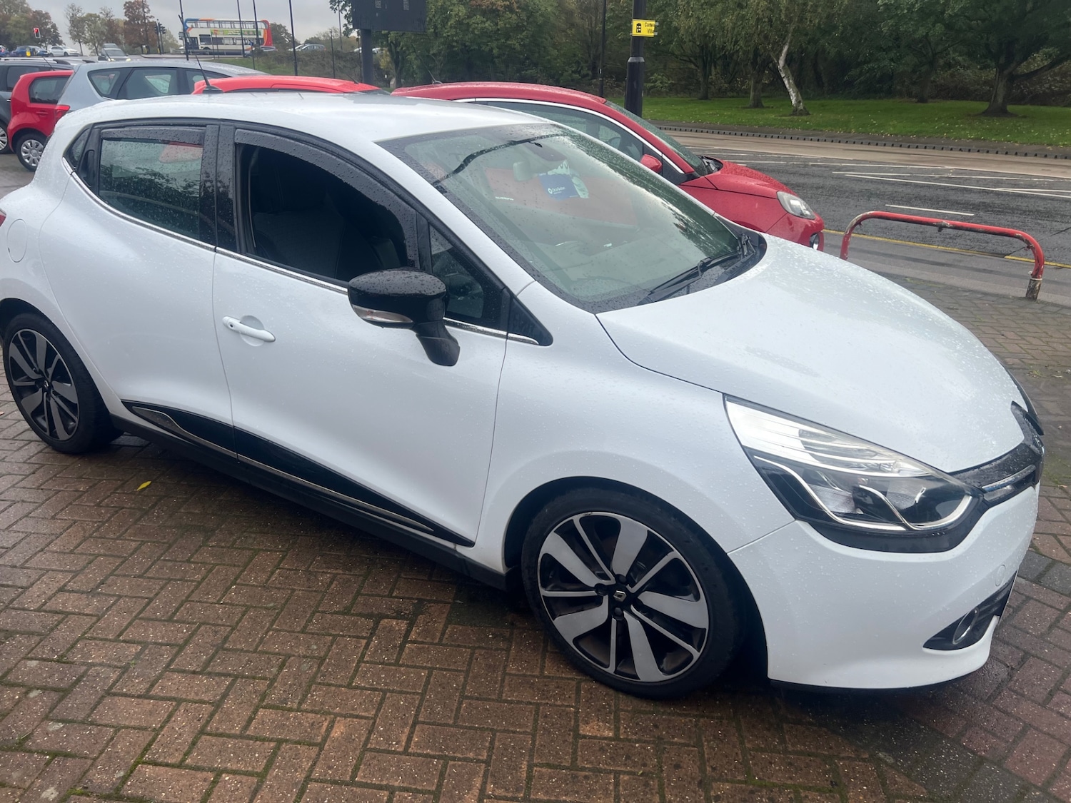 Used Renault Clio 2014 for sale - 75736279: Photo 8
