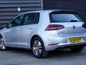 Used Volkswagen Golf 2019 for sale - 74238413: Photo