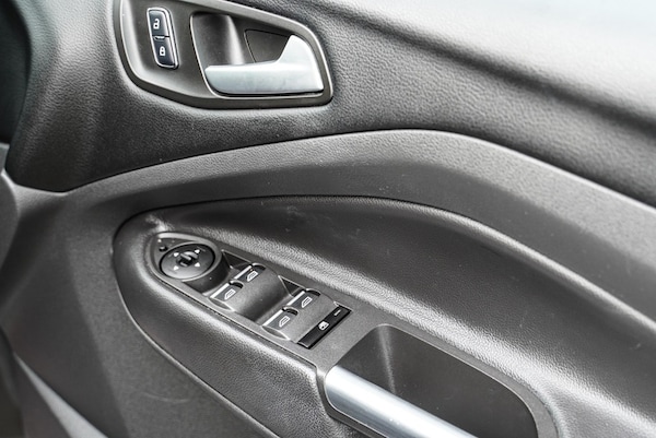 Used Ford Kuga 2015 for sale - 75375990: Photo 24