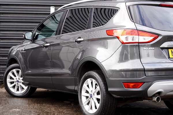 Used Ford Kuga 2015 for sale - 75375990: Photo 27