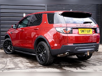 Used Land Rover Discovery Sport 2017 for sale - 75375989: Photo