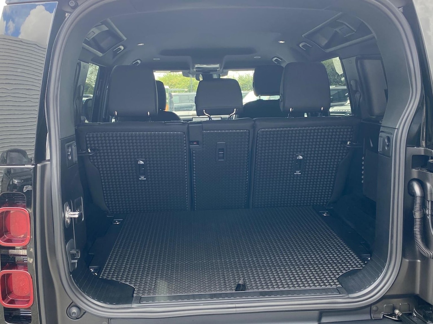 Used Land Rover Defender 2025 for sale - 77488062: Photo 10