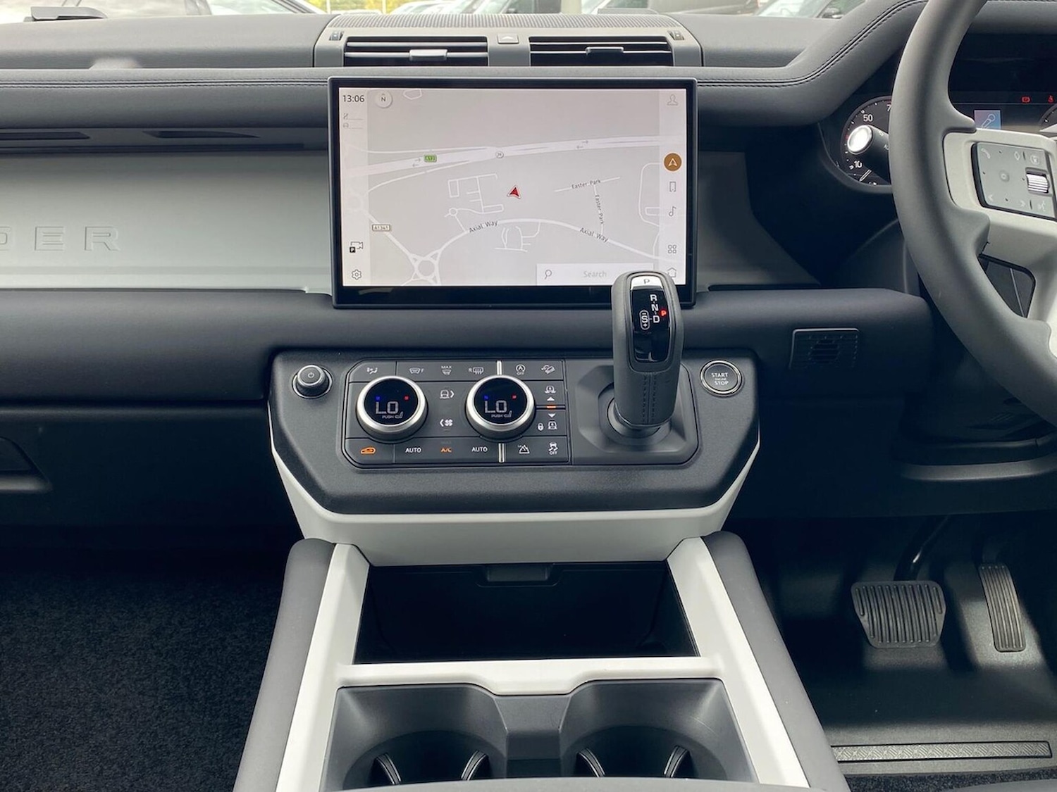 Used Land Rover Defender 2025 for sale - 77488062: Photo 14