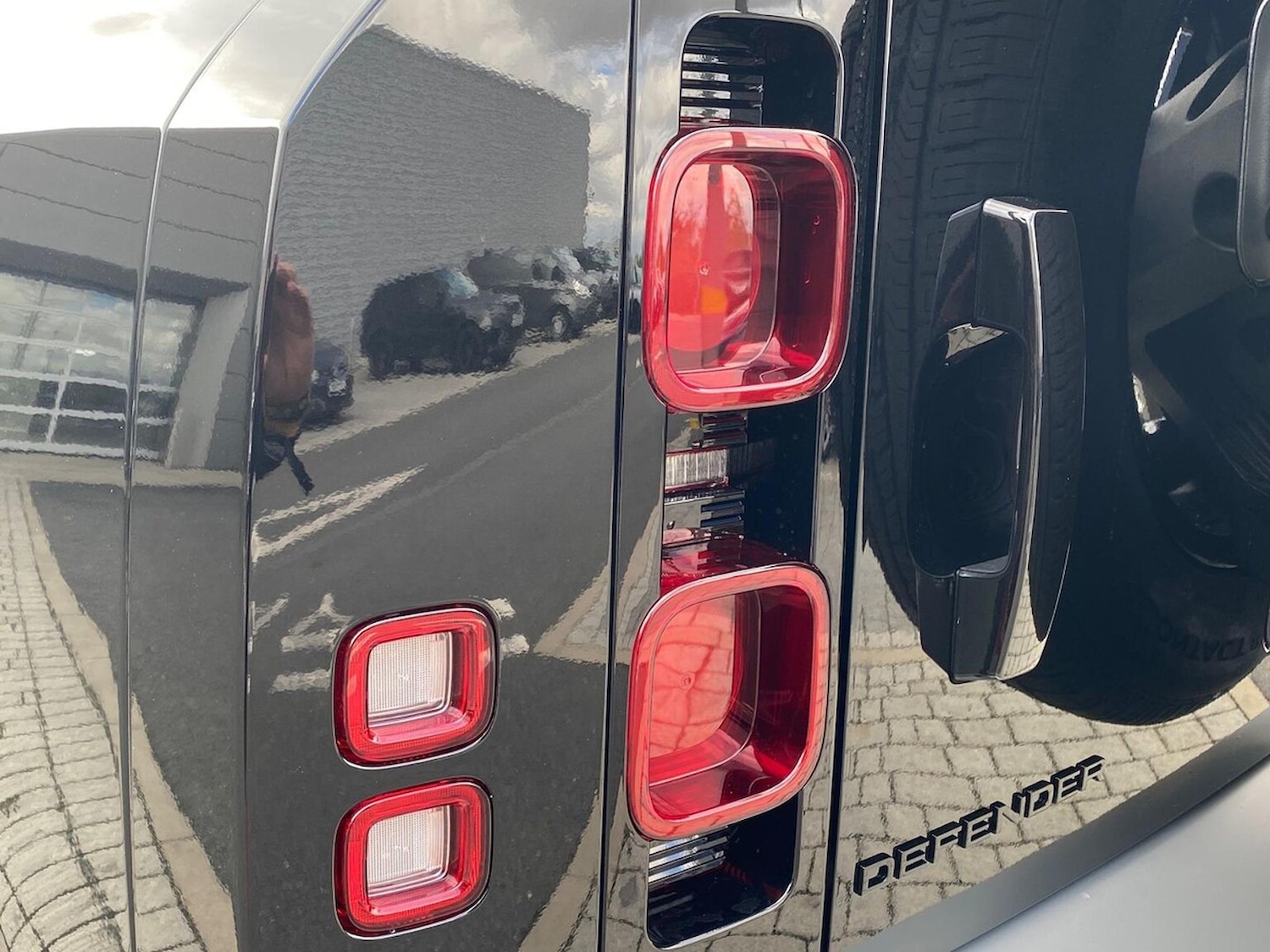 Used Land Rover Defender 2025 for sale - 77488062: Photo 19