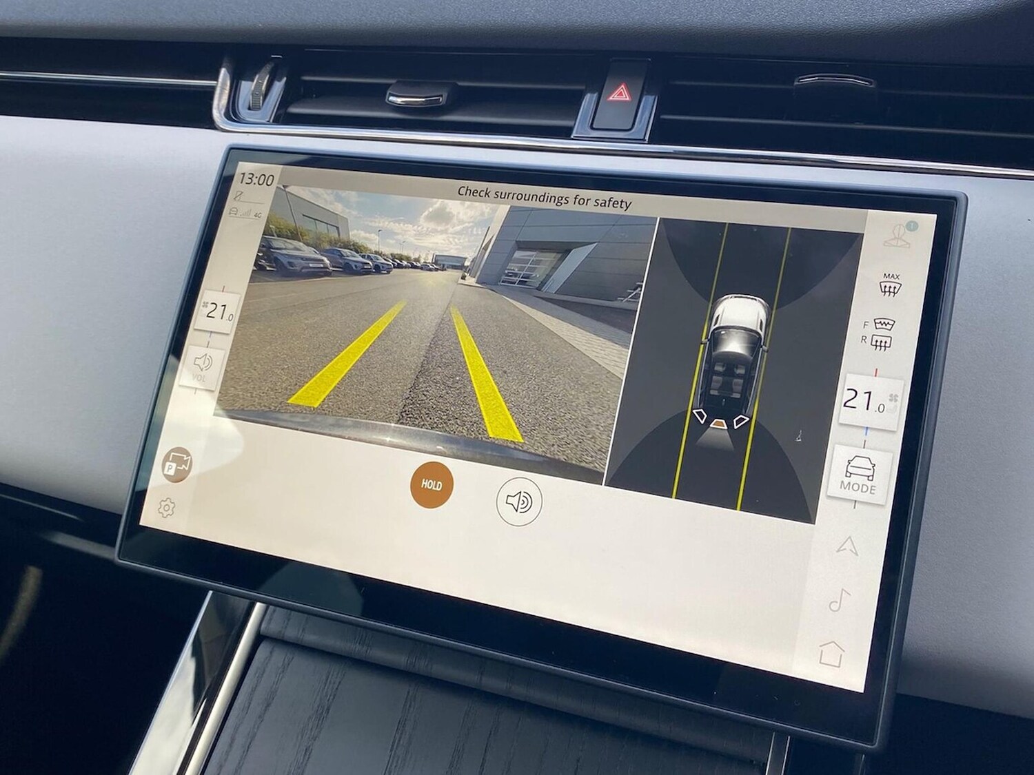 Used Land Rover Range Rover Evoque 2025 for sale - 77488076: Photo 12