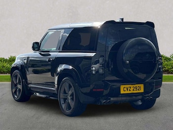 Used Land Rover Defender 2023 for sale - 78317172: Photo