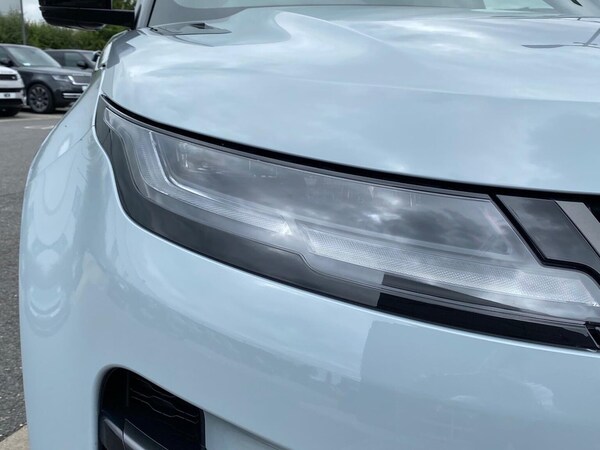 Used Land Rover Range Rover Evoque 2025 for sale - 75454645: Photo 17