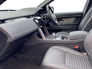 Used Land Rover Discovery Sport 2025 for sale - 78317119: Photo