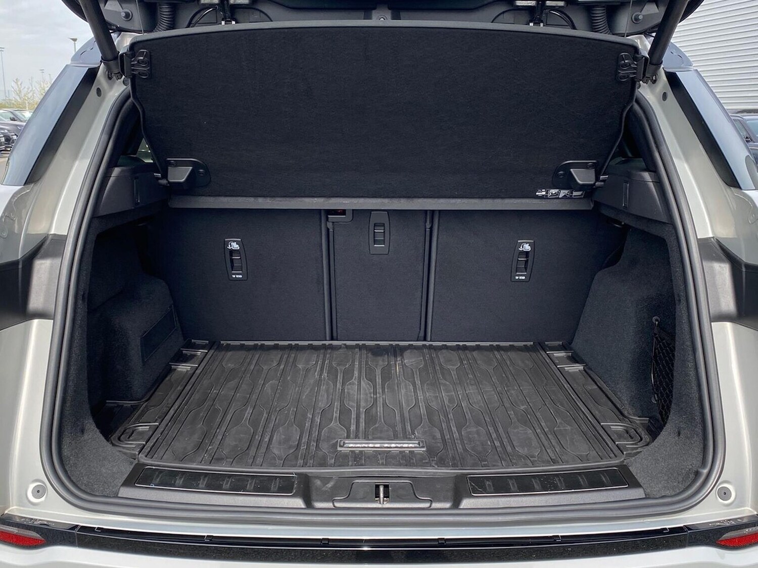 Used Land Rover Range Rover Evoque 2025 for sale - 78191795: Photo 12