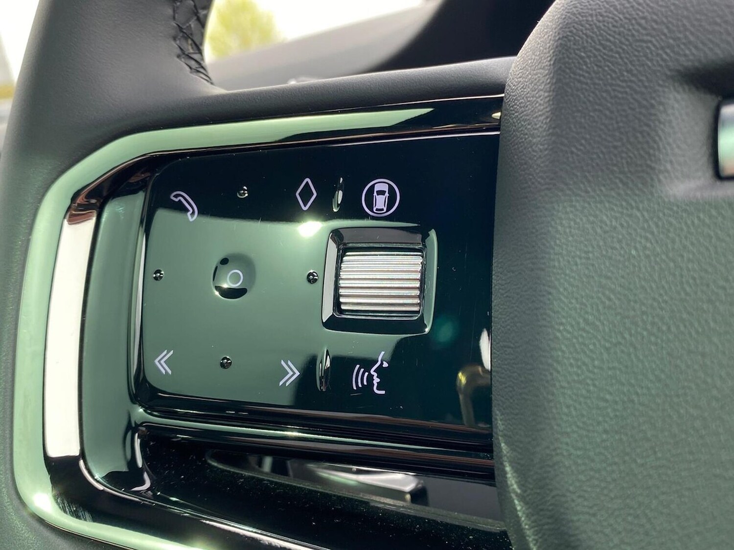 Used Land Rover Range Rover Evoque 2025 for sale - 78191795: Photo 38