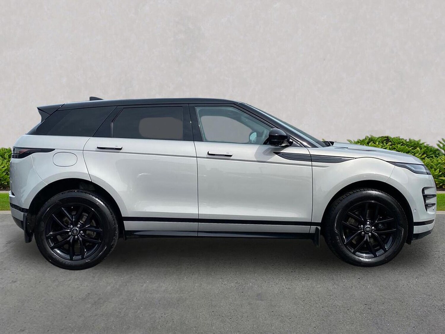 Used Land Rover Range Rover Evoque 2025 for sale - 78191795: Photo 7