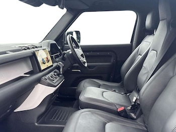 Used Land Rover Defender 2024 for sale - 78739800: Photo