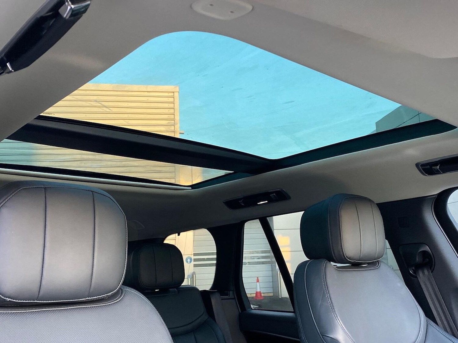 Used Land Rover Range Rover 2023 for sale - 76681732: Photo 21