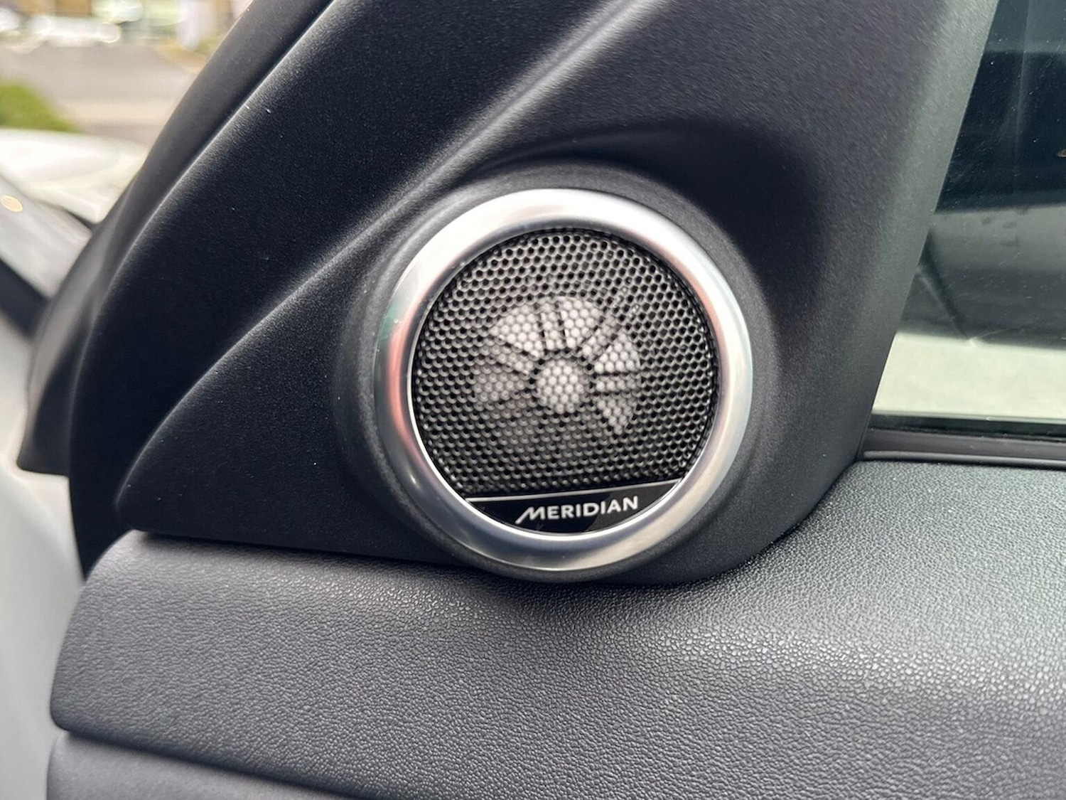 Used Land Rover Range Rover Evoque 2025 for sale - 77694434: Photo 24