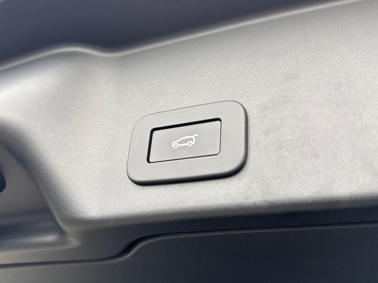 Used Land Rover Range Rover Evoque 2025 for sale - 77694434: Photo 29