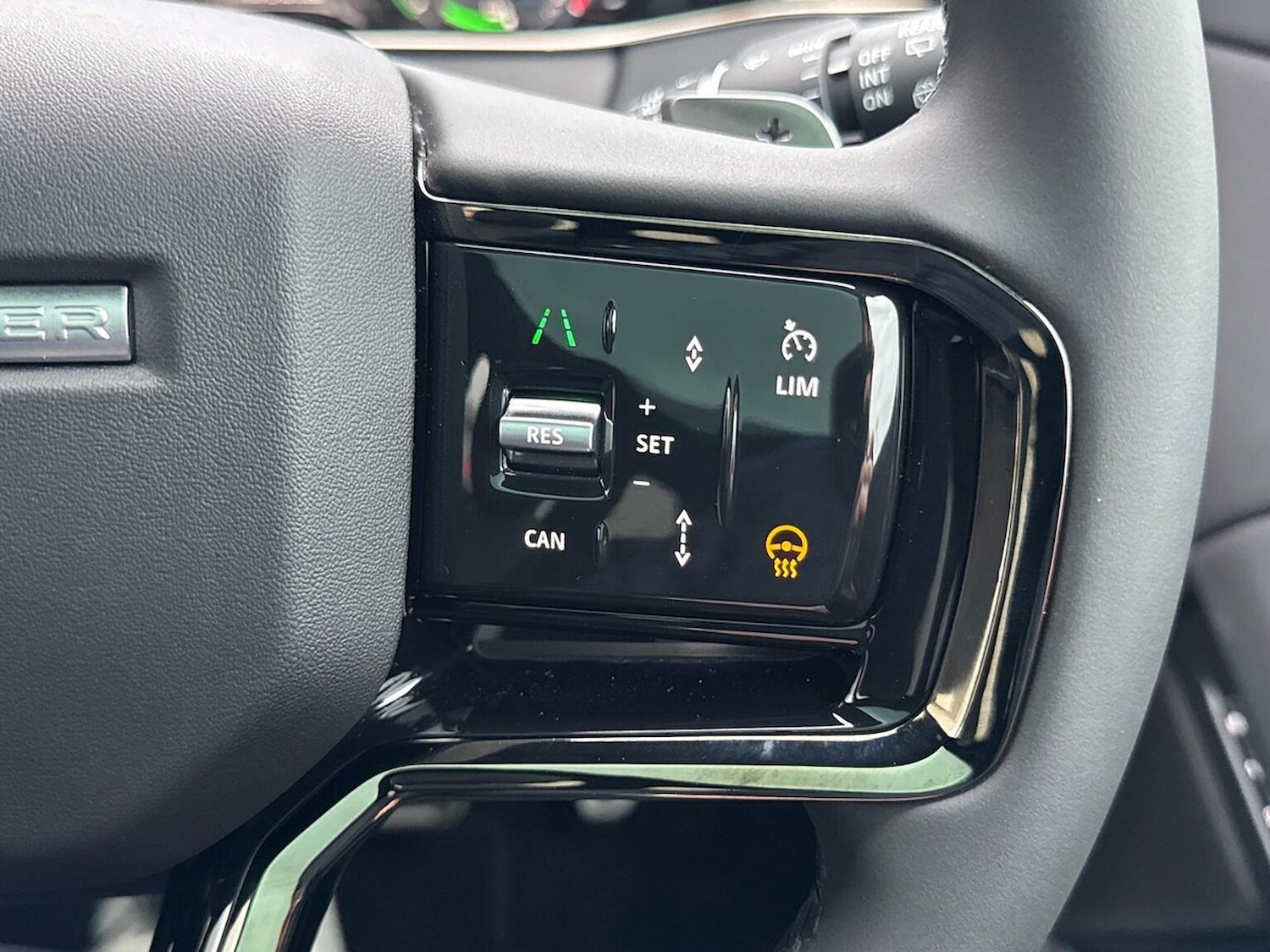 Used Land Rover Range Rover Evoque 2025 for sale - 77694434: Photo 31