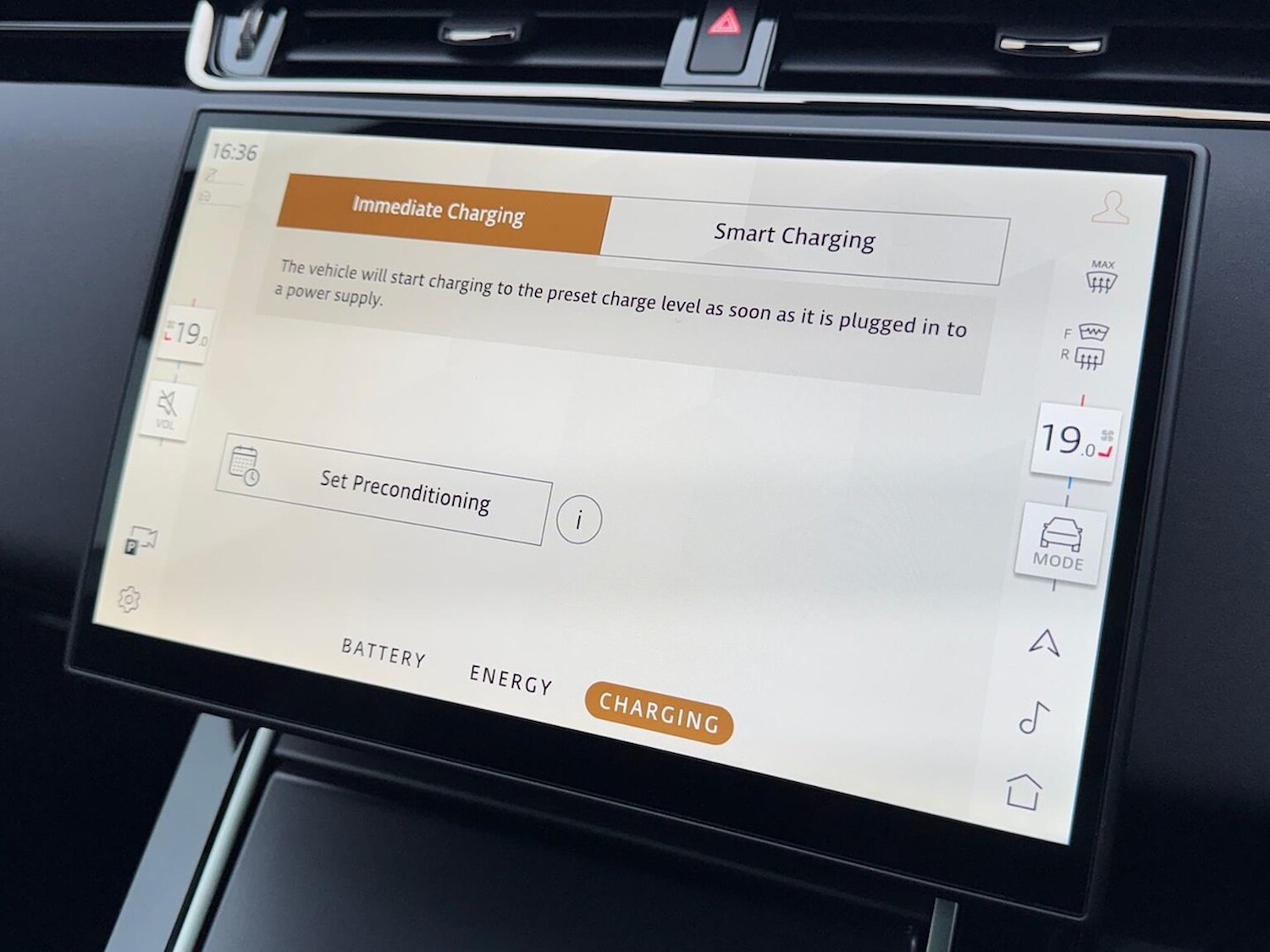 Used Land Rover Range Rover Evoque 2025 for sale - 77694434: Photo 37