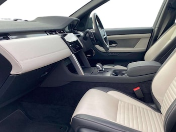 Used Land Rover Discovery Sport 2025 for sale - 78317195: Photo