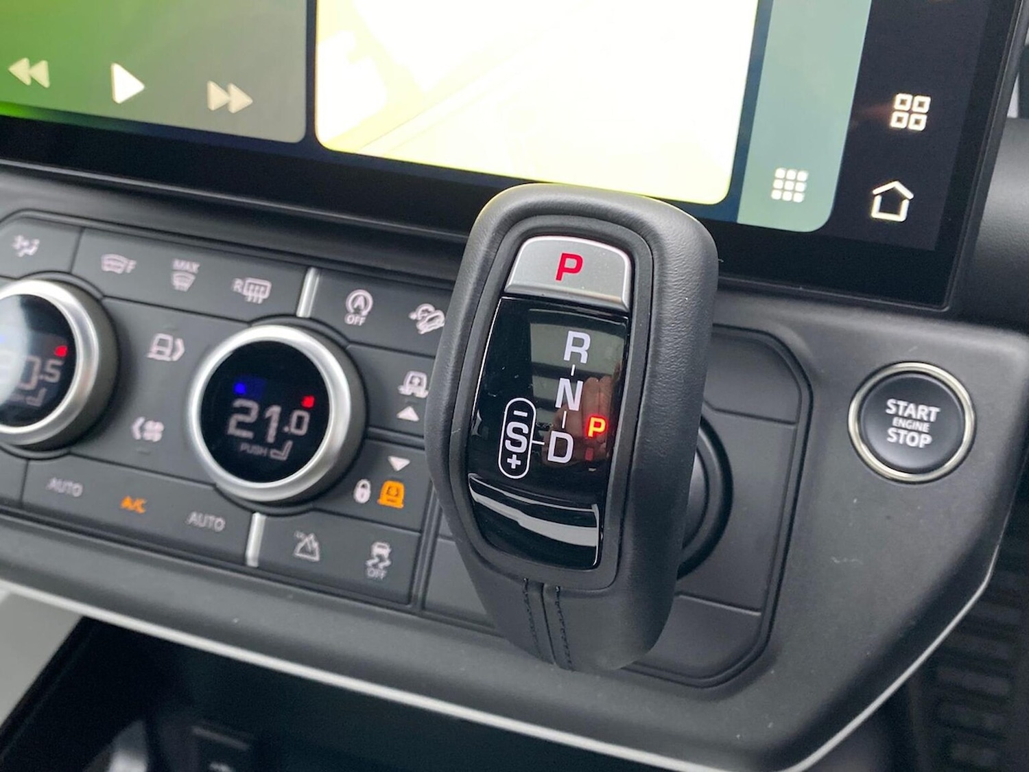 Used Land Rover Defender 2025 for sale - 77516485: Photo 13