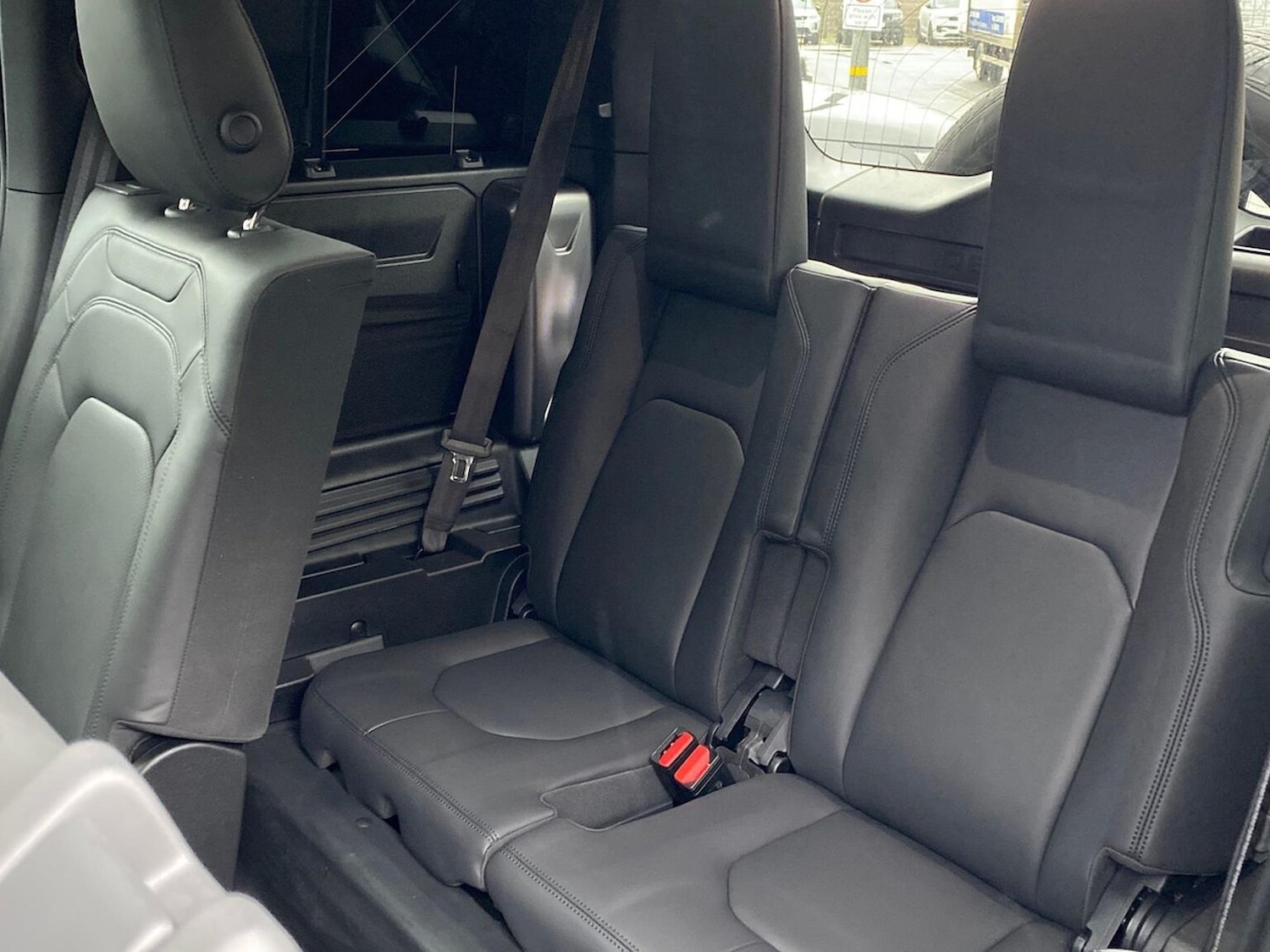 Used Land Rover Defender 2025 for sale - 77516485: Photo 40