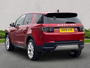 Used Land Rover Discovery Sport 2019 for sale - 76243198: Photo 2