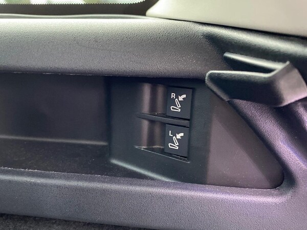 Used Land Rover Discovery Sport 2019 for sale - 76243198: Photo 34