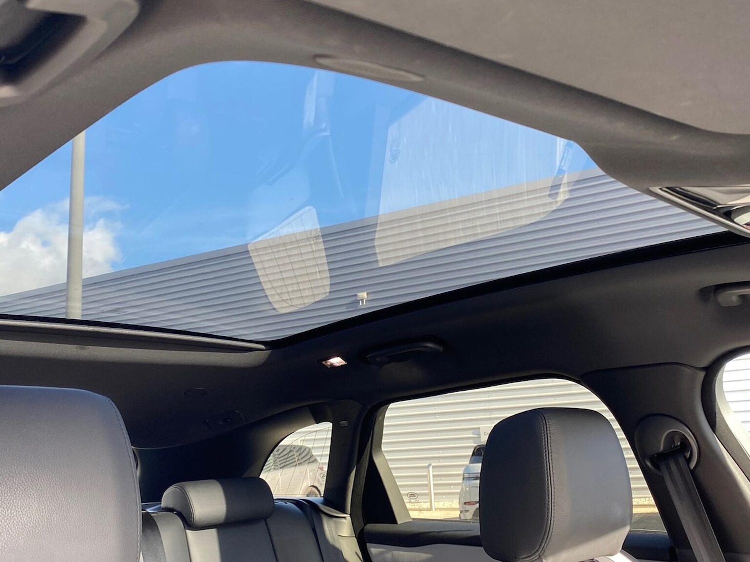 Used Land Rover Range Rover Velar 2024 for sale - 76383370: Photo 21