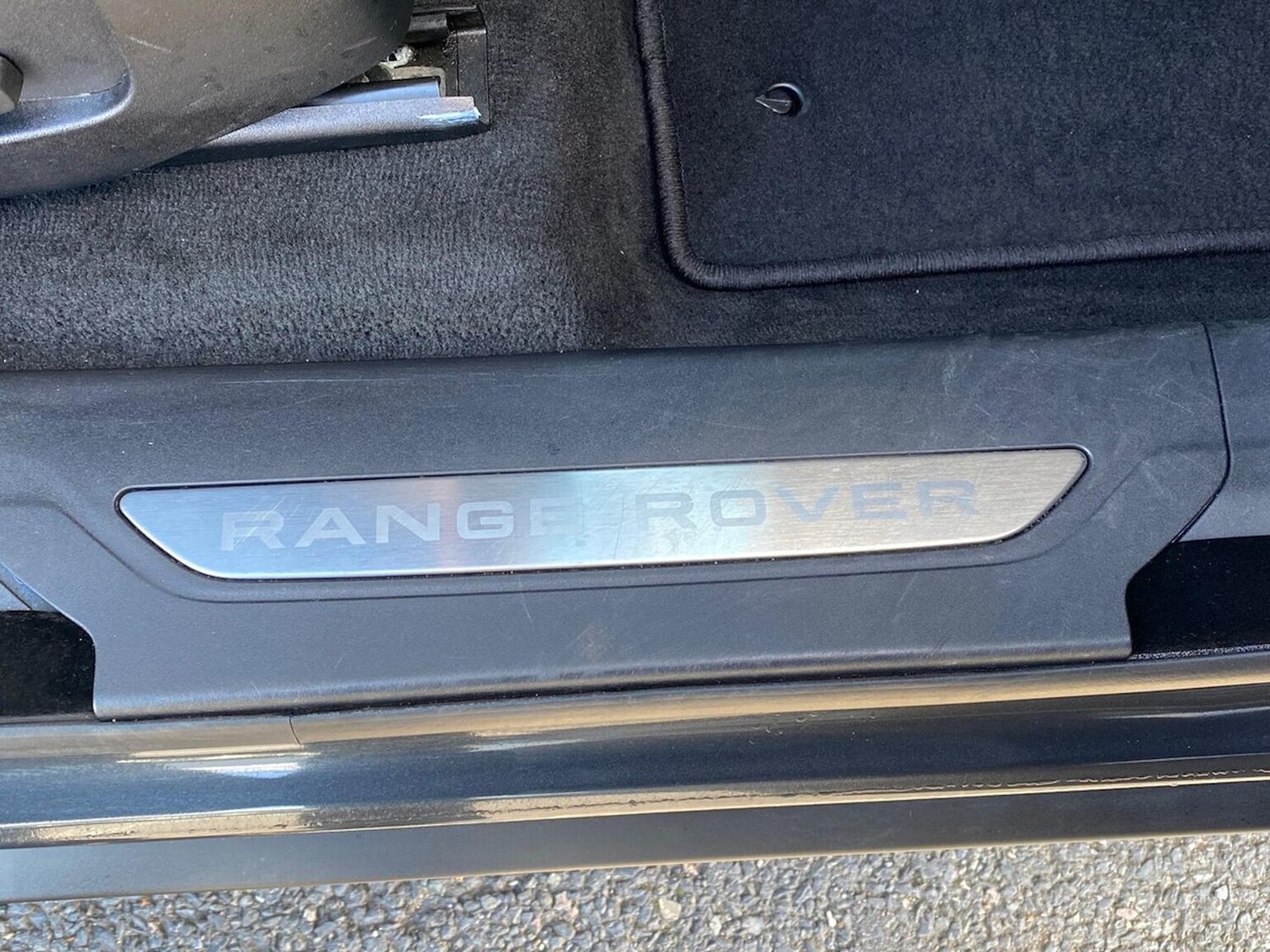 Used Land Rover Range Rover Velar 2024 for sale - 76383370: Photo 29