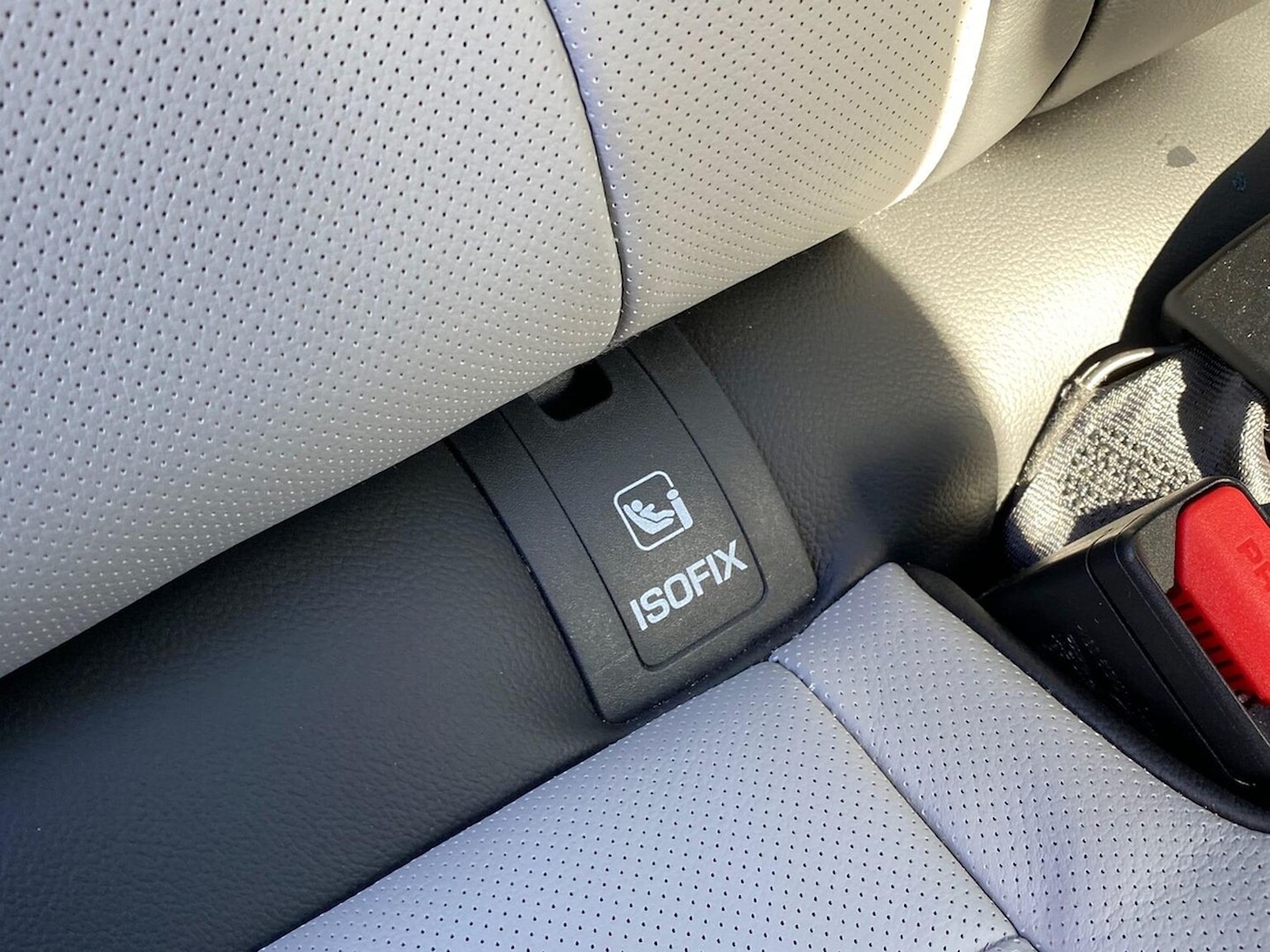 Used Land Rover Range Rover Velar 2024 for sale - 76383370: Photo 30