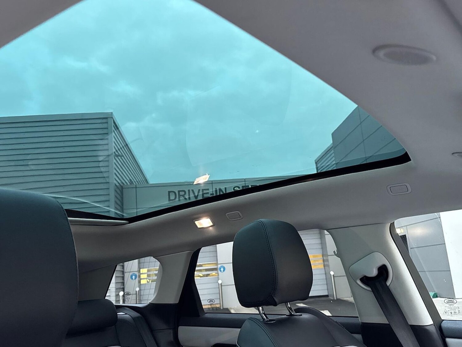 Used Land Rover Range Rover Evoque 2025 for sale - 77488071: Photo 21