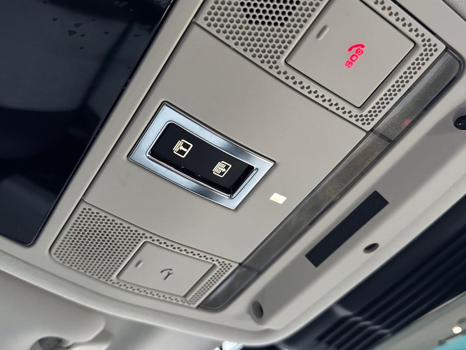 Used Land Rover Range Rover Evoque 2025 for sale - 77488071: Photo 23