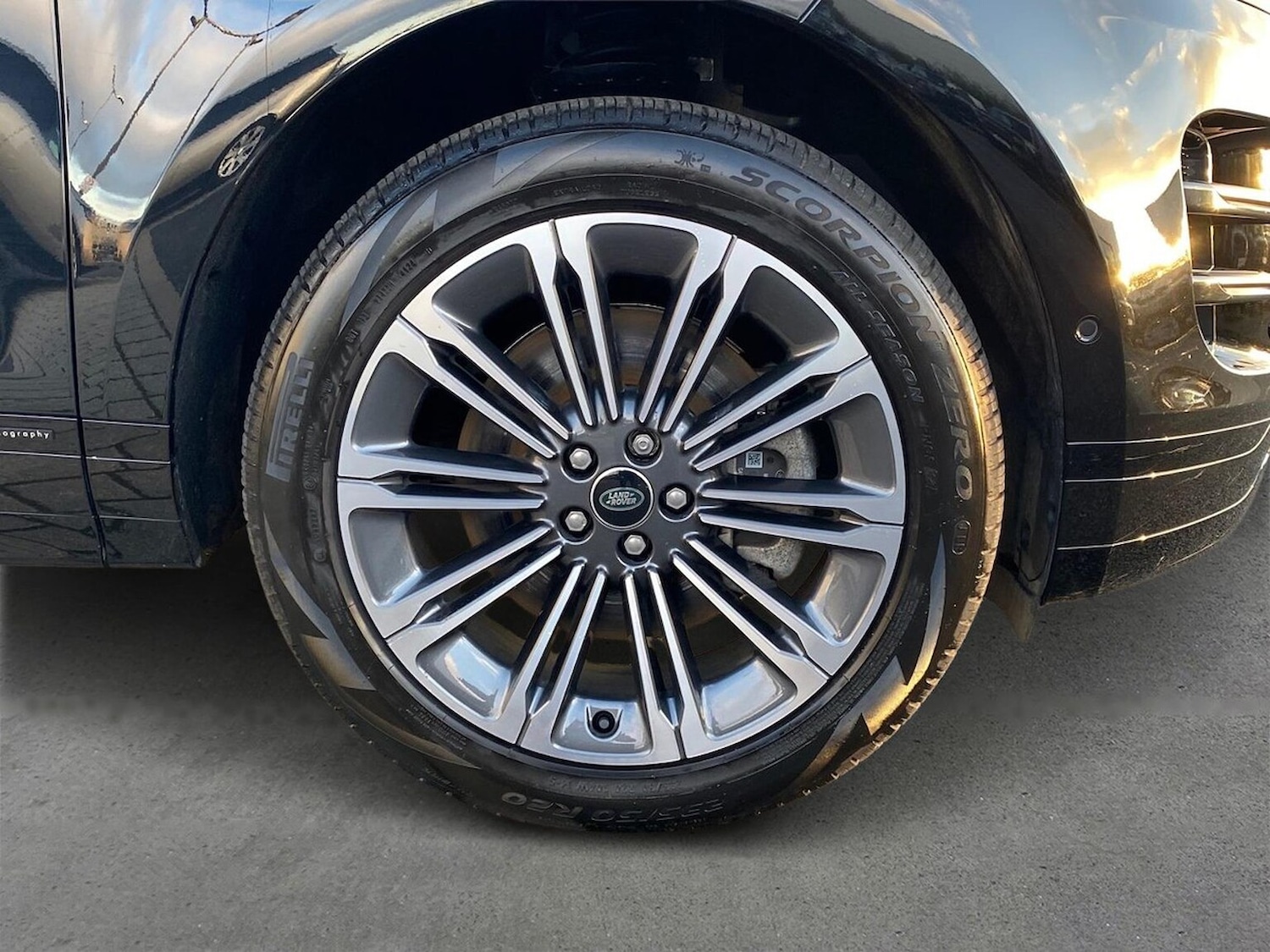 Used Land Rover Range Rover Evoque 2025 for sale - 77488036: Photo 8