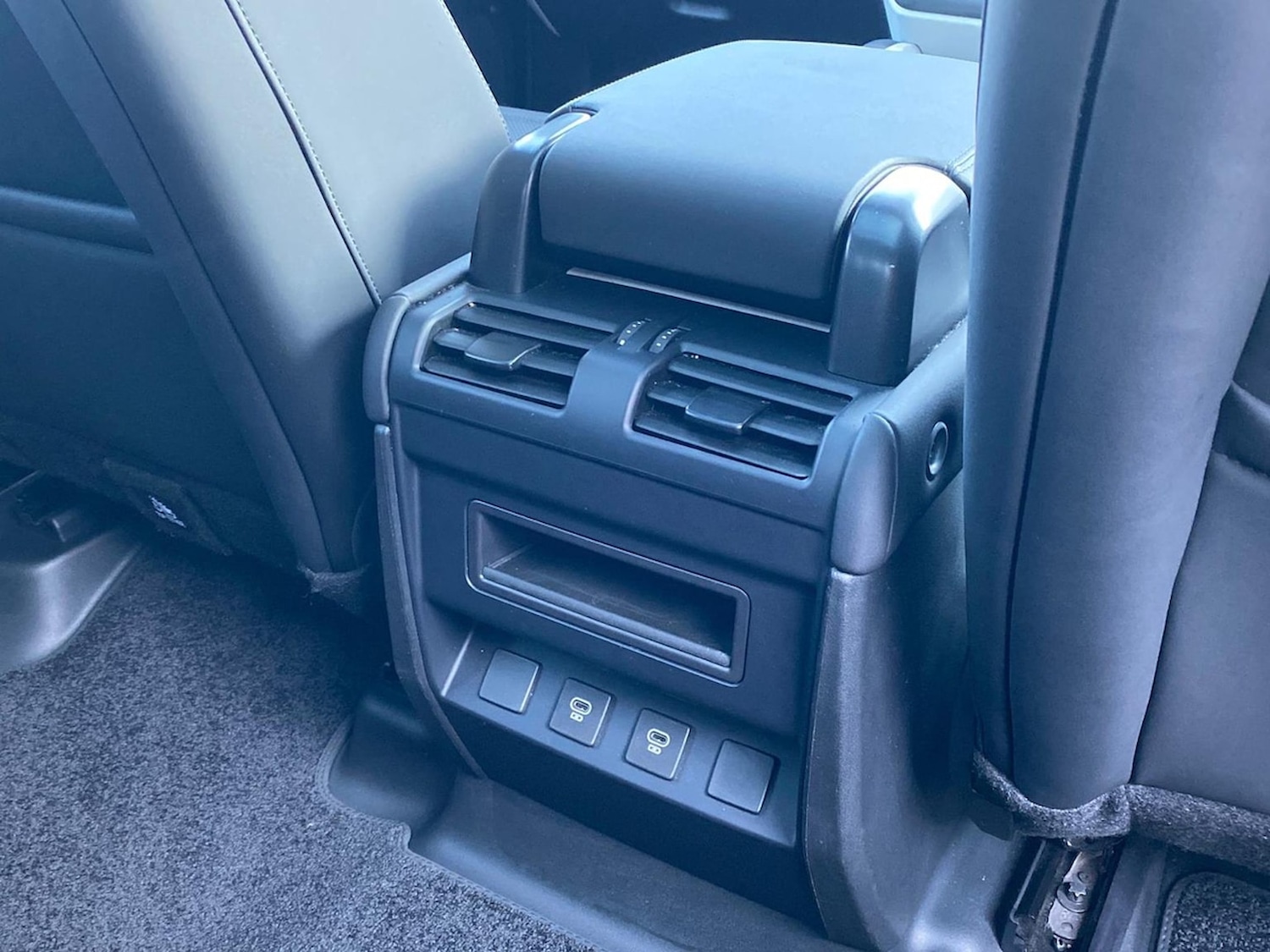 Used Land Rover Defender 2024 for sale - 78193425: Photo 20