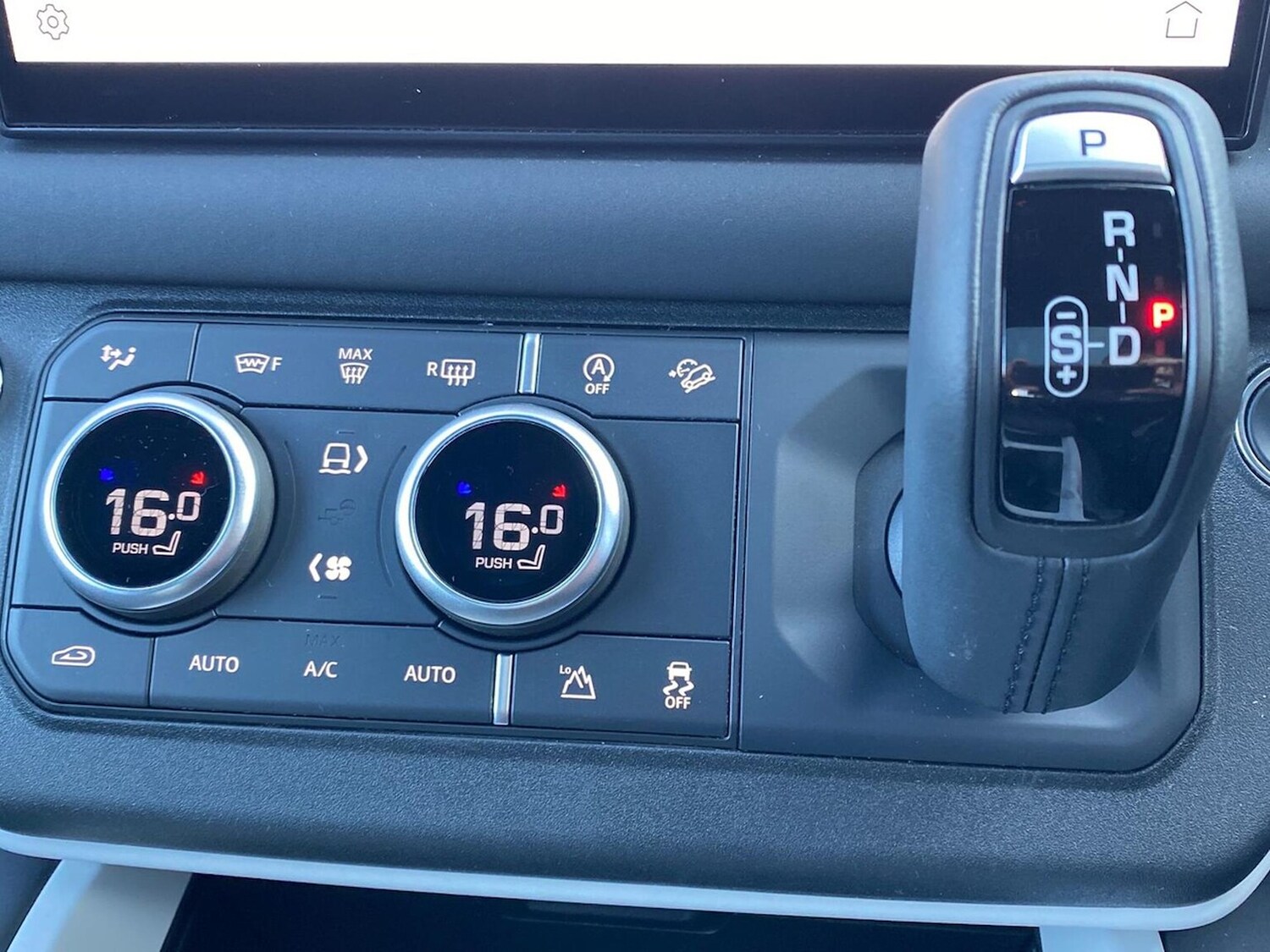 Used Land Rover Defender 2024 for sale - 78193425: Photo 24