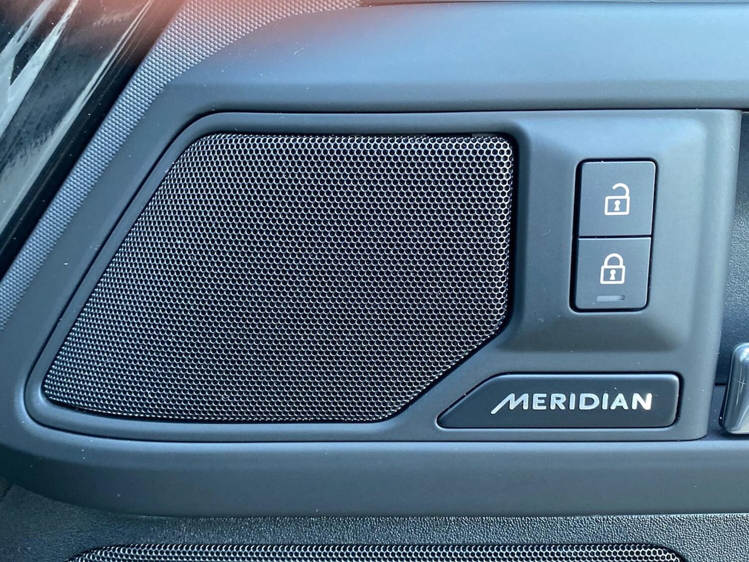 Used Land Rover Defender 2024 for sale - 78193425: Photo 26